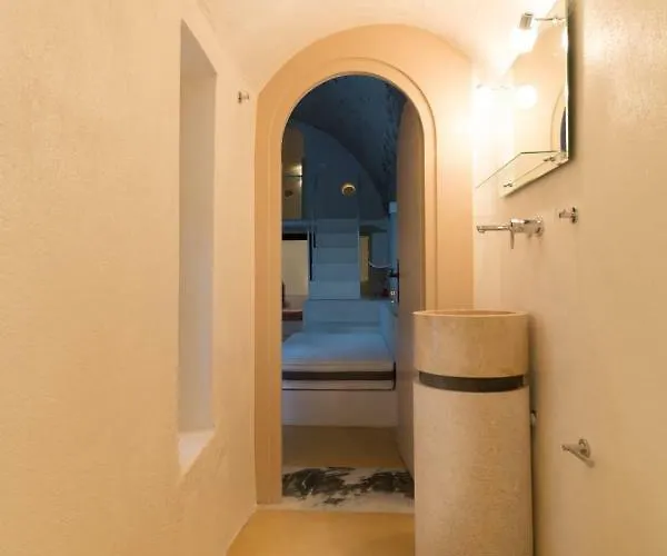 Tritiani Traditional Mesaria