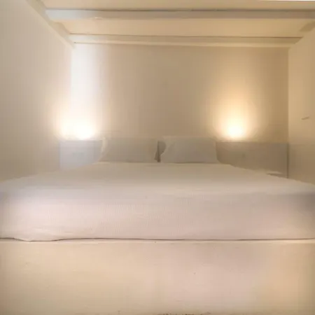 Tritiani Traditional