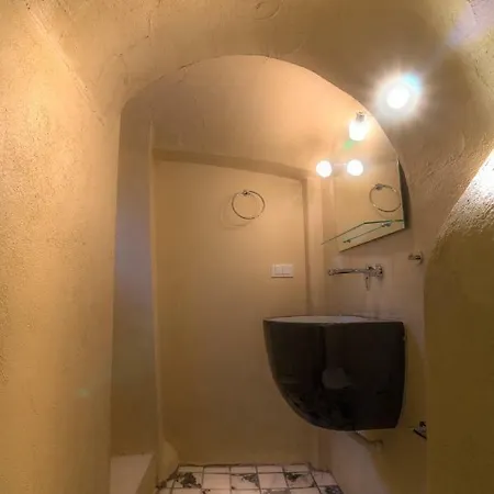 Holiday home Tritiani Traditional Messaria (Santorini)