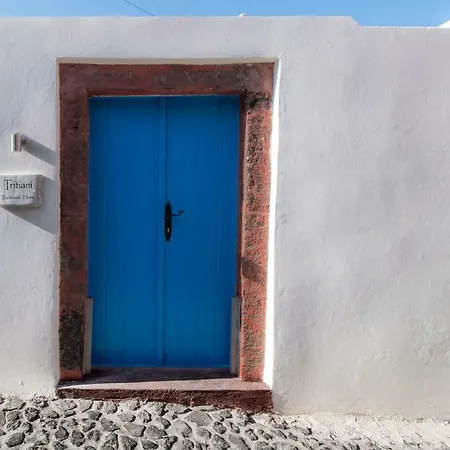 Tritiani Traditional Holiday home *