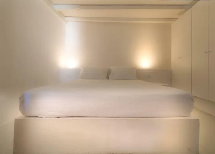 Tritiani Traditional